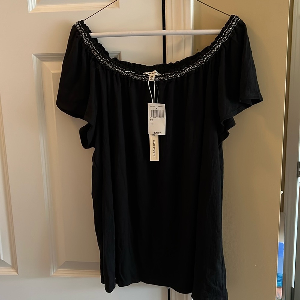 Max studio black top size 3X
